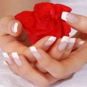 rosa nails
